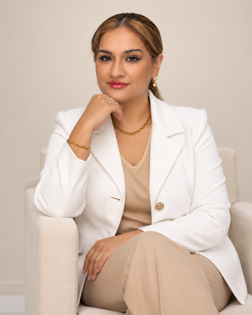 Dra Carolina Zimic